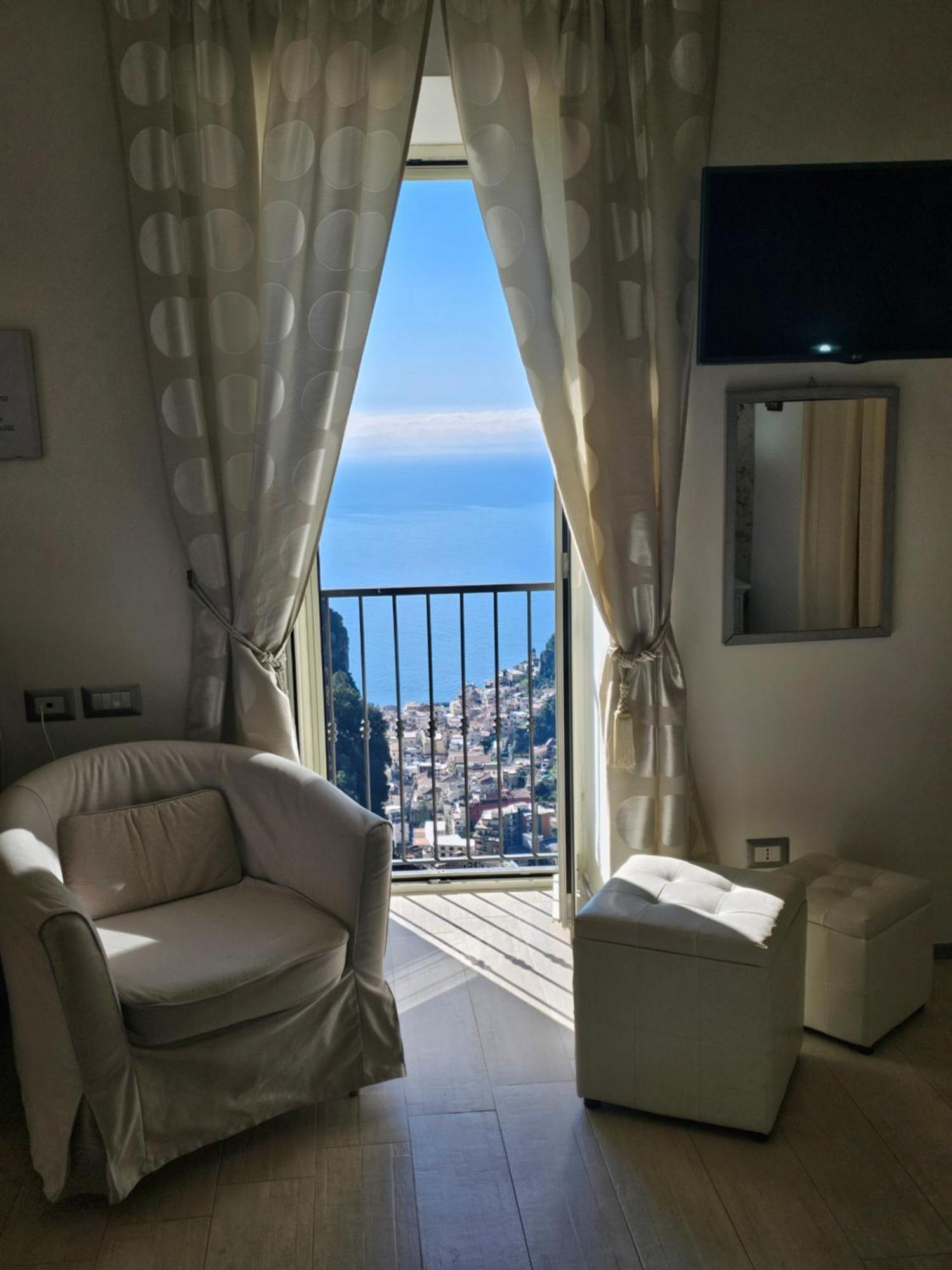 Il Paradiso Sul Mare Apartment Скала Экстерьер фото